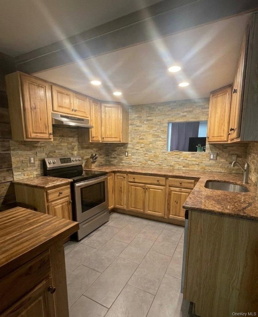 509 Ivy Hill Road - Photo 2