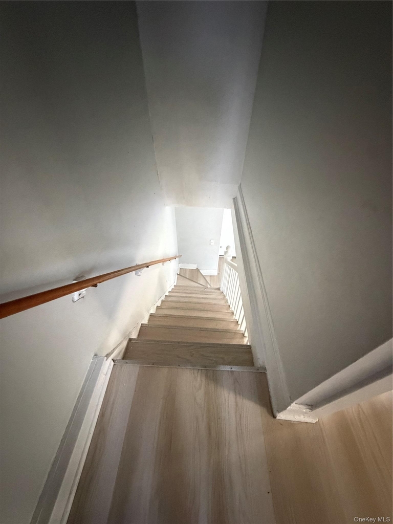 228 Roberts Avenue - Photo 9