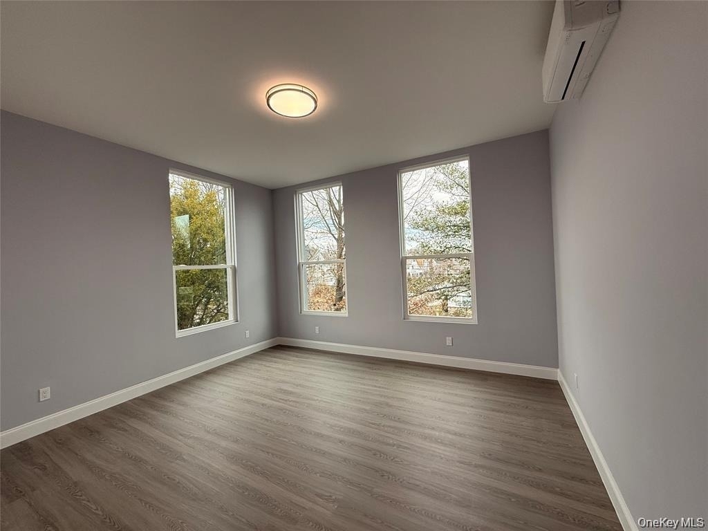 222 Primrose - Photo 3