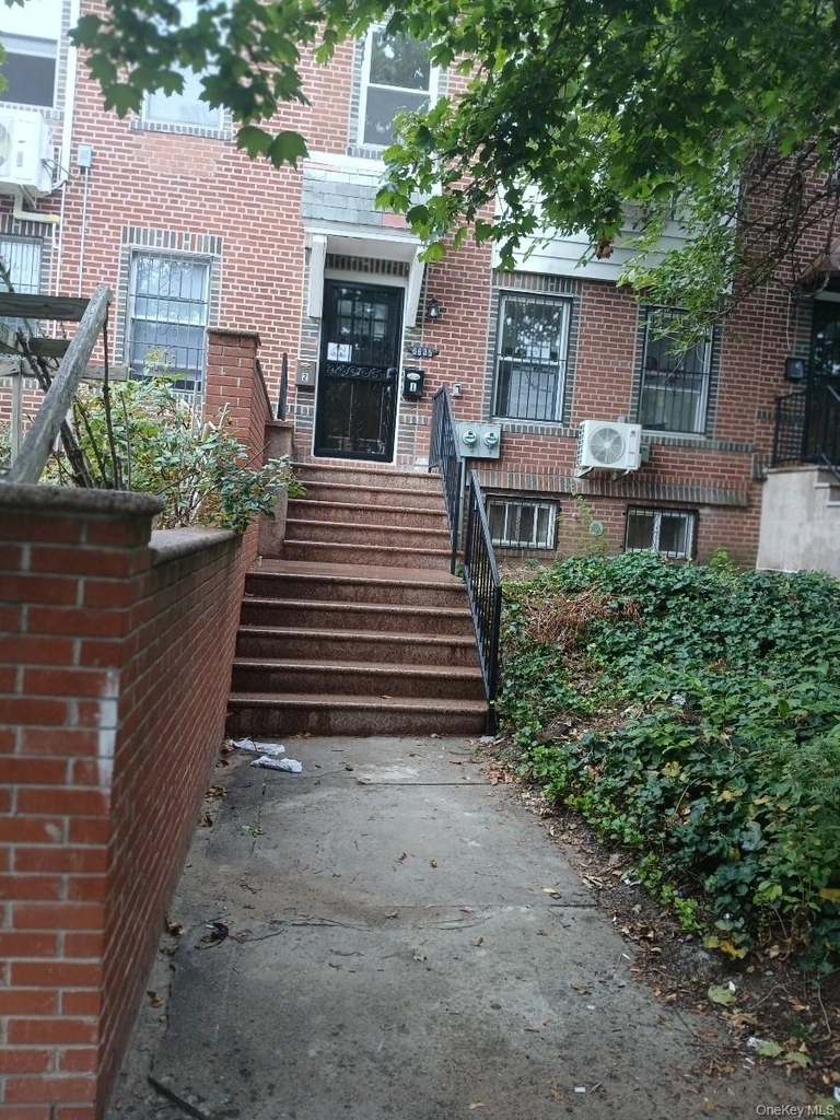 6635 Booth Street - Photo 0
