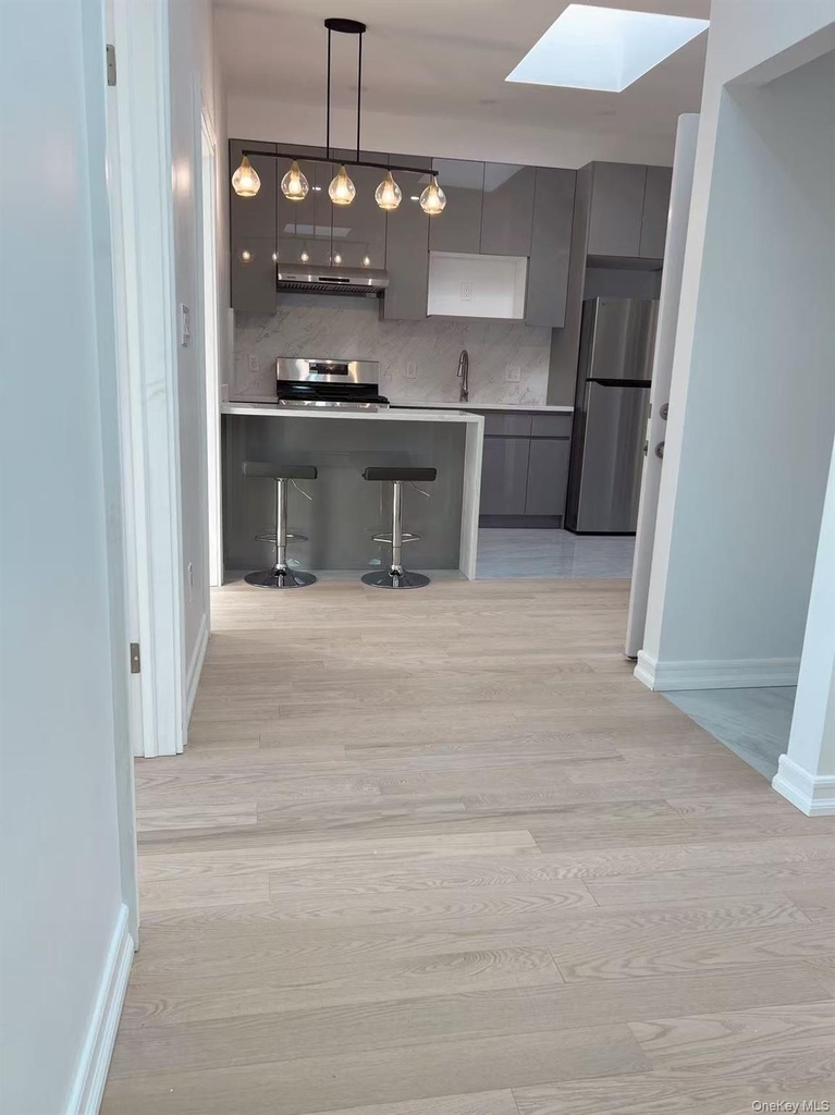 1110 Cypress Avenue - Photo 2