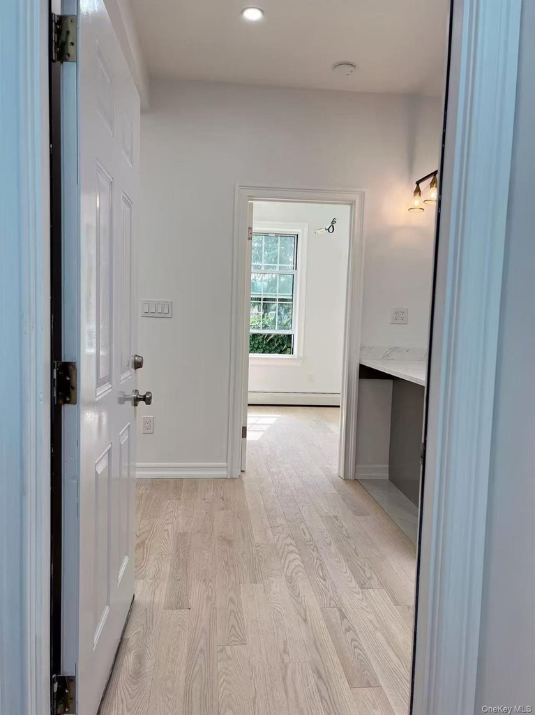1110 Cypress Avenue - Photo 3