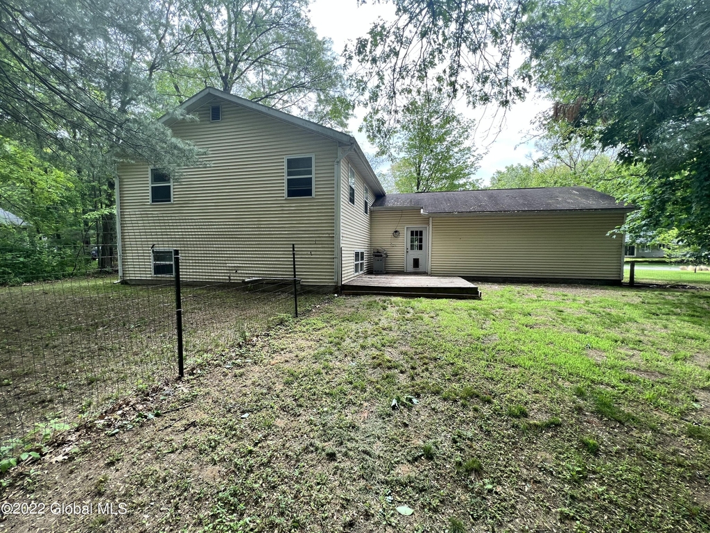 10 Carriage Way - Photo 10