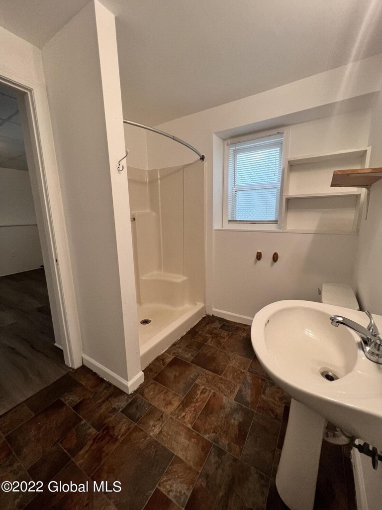 10 Carriage Way - Photo 8