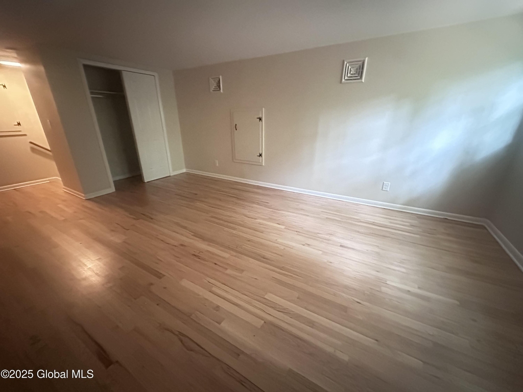 8 N Hill Drive - Photo 18