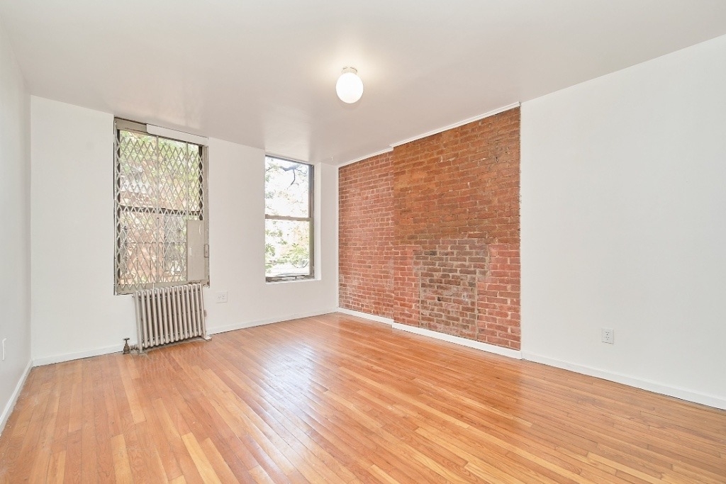341 E 85th Street - Photo 0