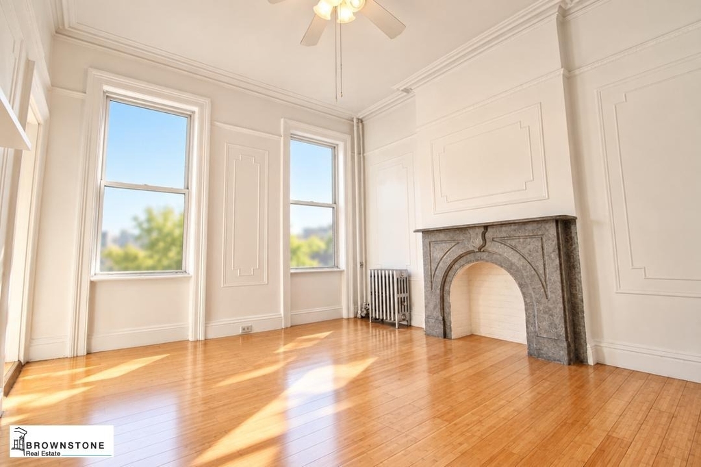 117 Nelson Street - Photo 2