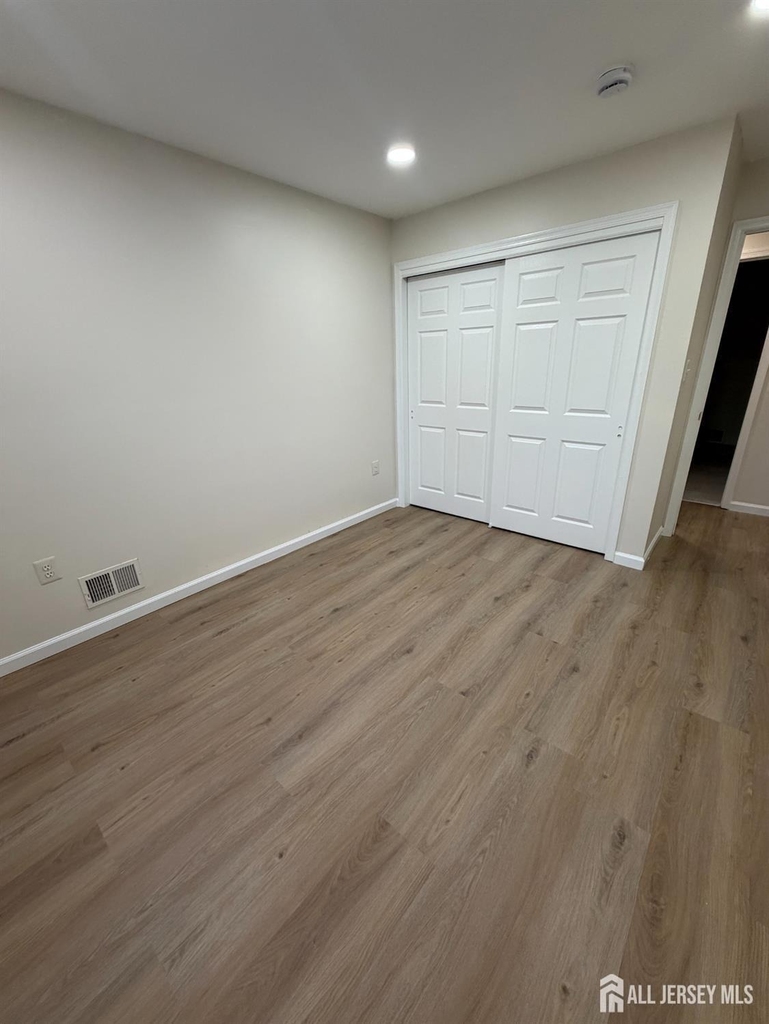 32 Columbus Drive - Photo 17