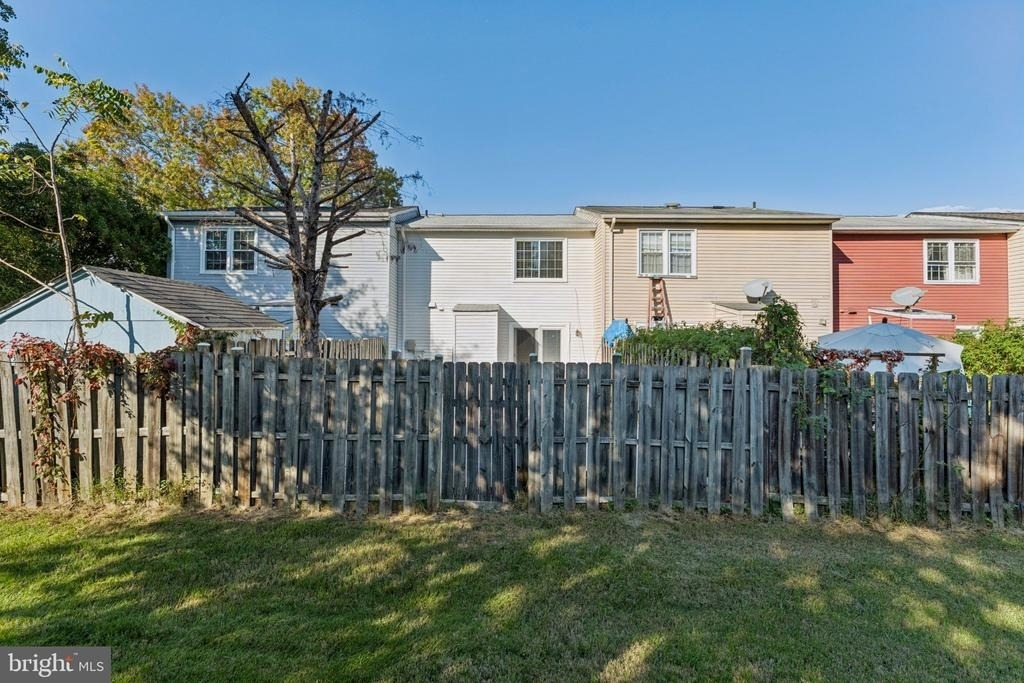 7921 Timarand Court - Photo 35