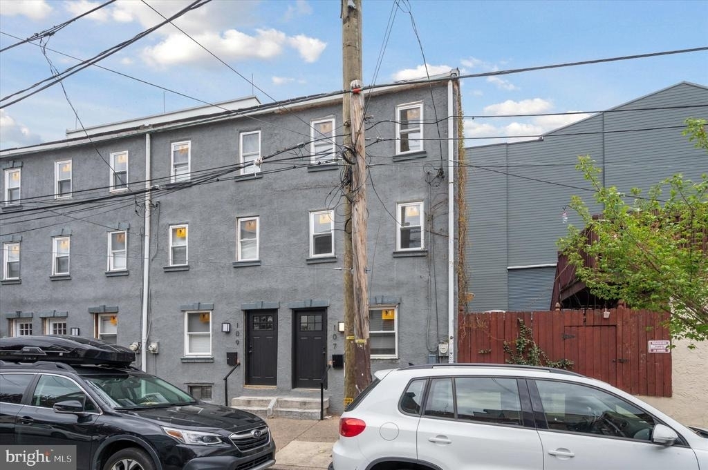 109 W Thompson Street - Photo 14