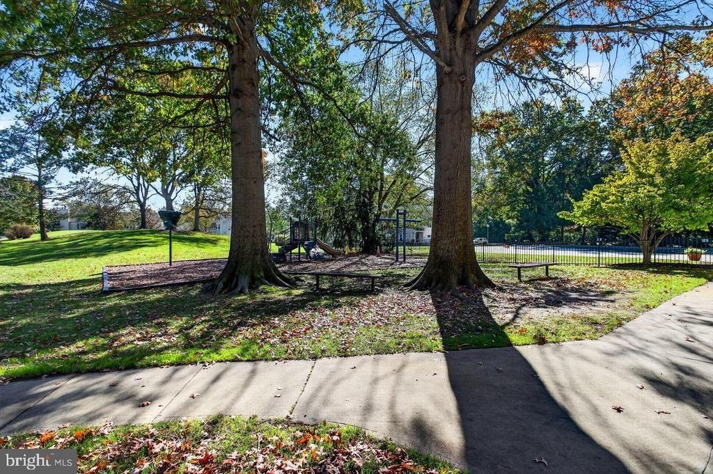 18 Dennis Court - Photo 31