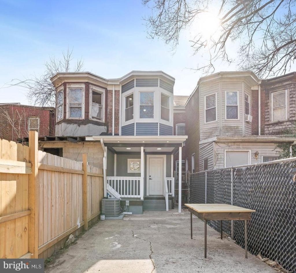 128 W Ingham Avenue - Photo 19