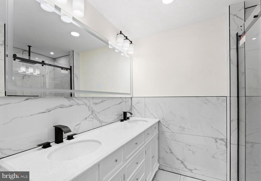 128 W Ingham Avenue - Photo 8