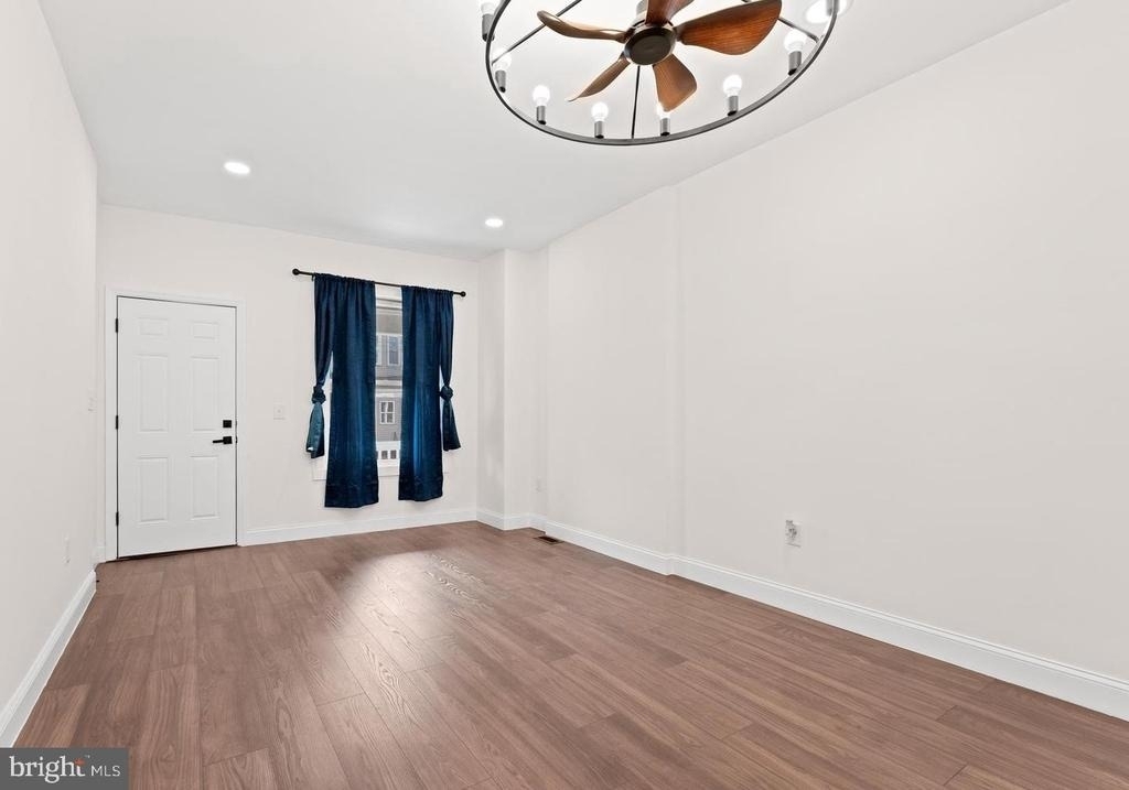 128 W Ingham Avenue - Photo 17