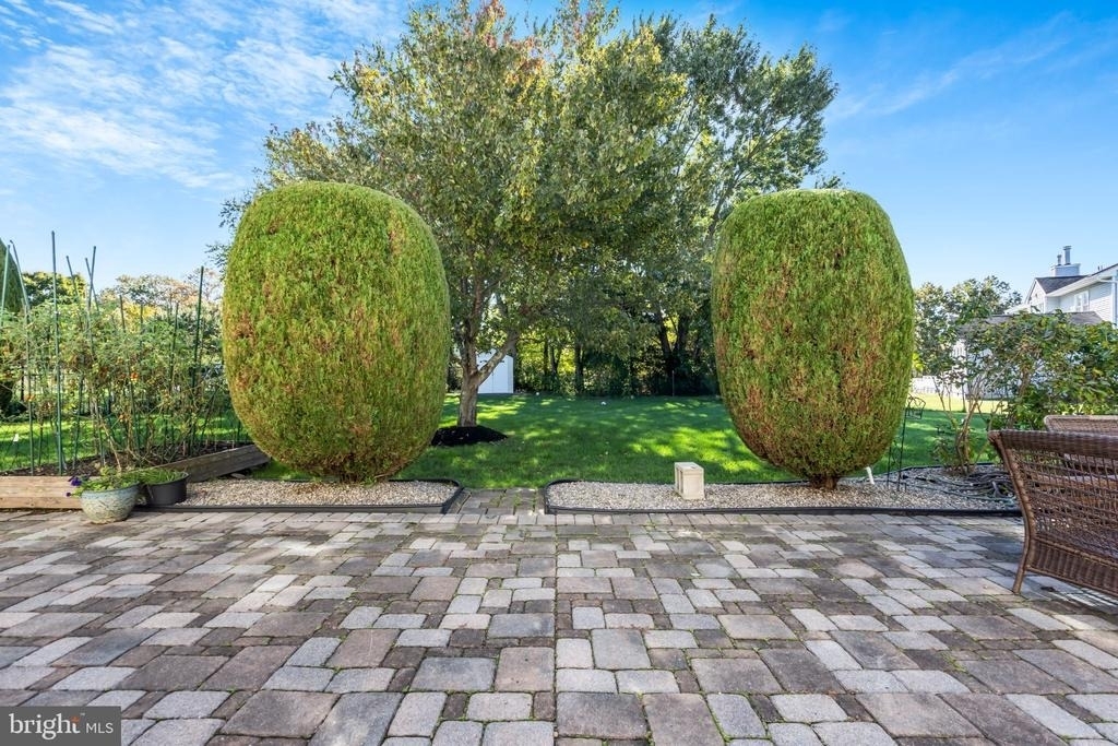 1 Clausen Court - Photo 43