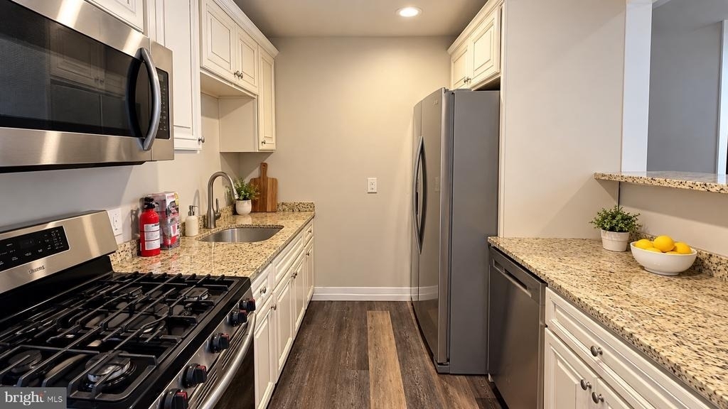 9 West Burlington Street - Photo 4