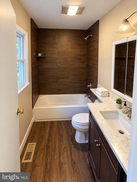 9 West Burlington Street - Photo 5