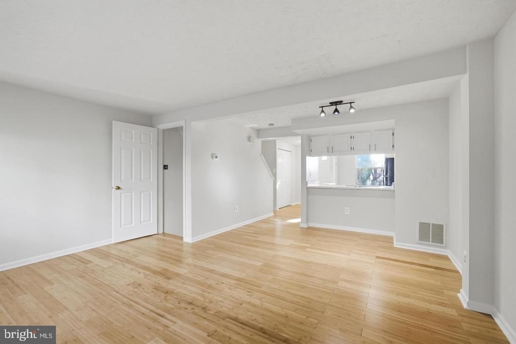 18916 Port Haven Place - Photo 11