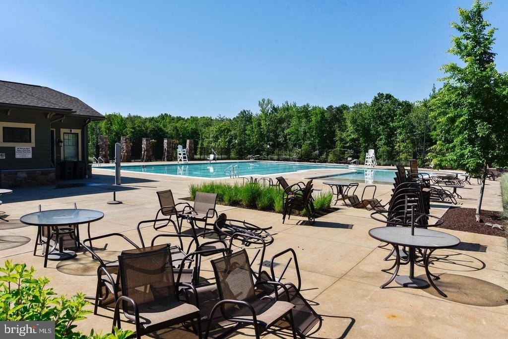 7521 Calais Way - Photo 34
