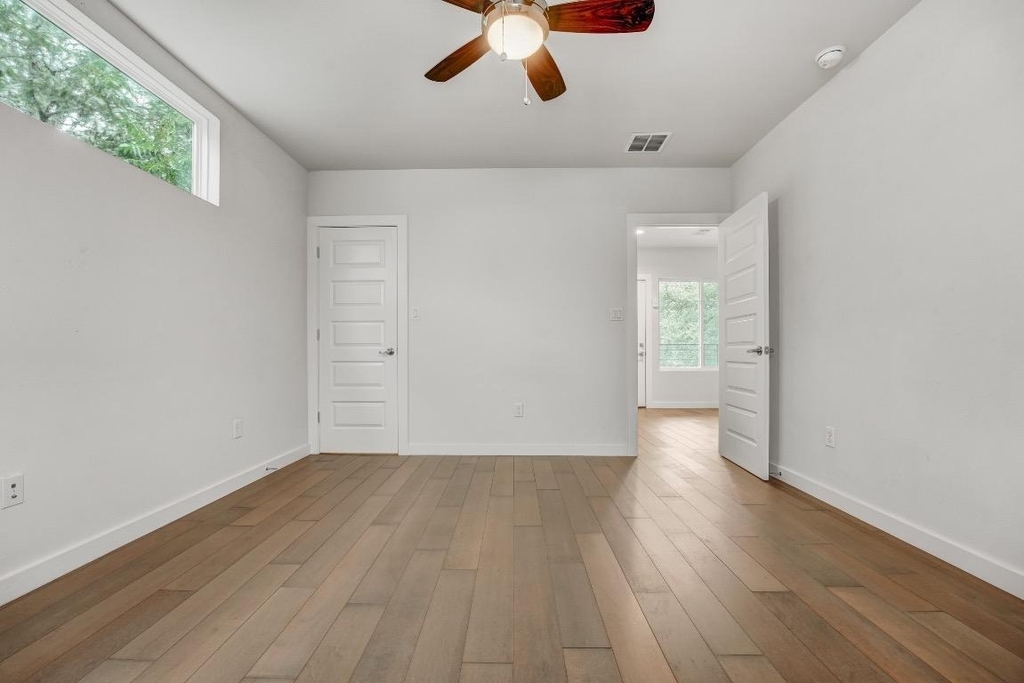 6406 Santos St - Photo 12