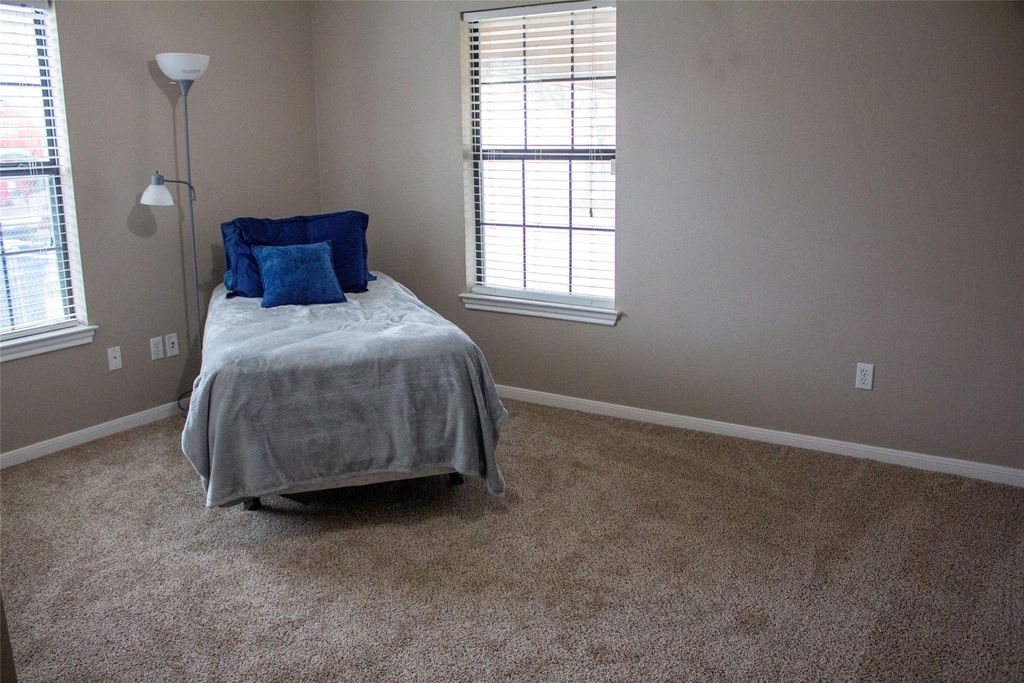 208 Shaw St - Photo 18