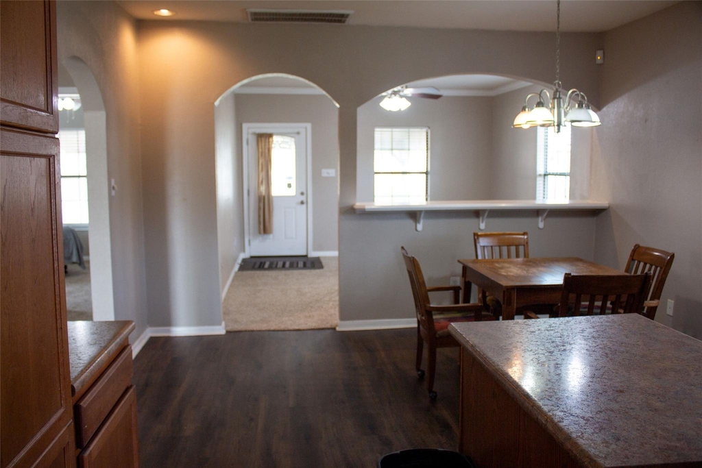 208 Shaw St - Photo 10
