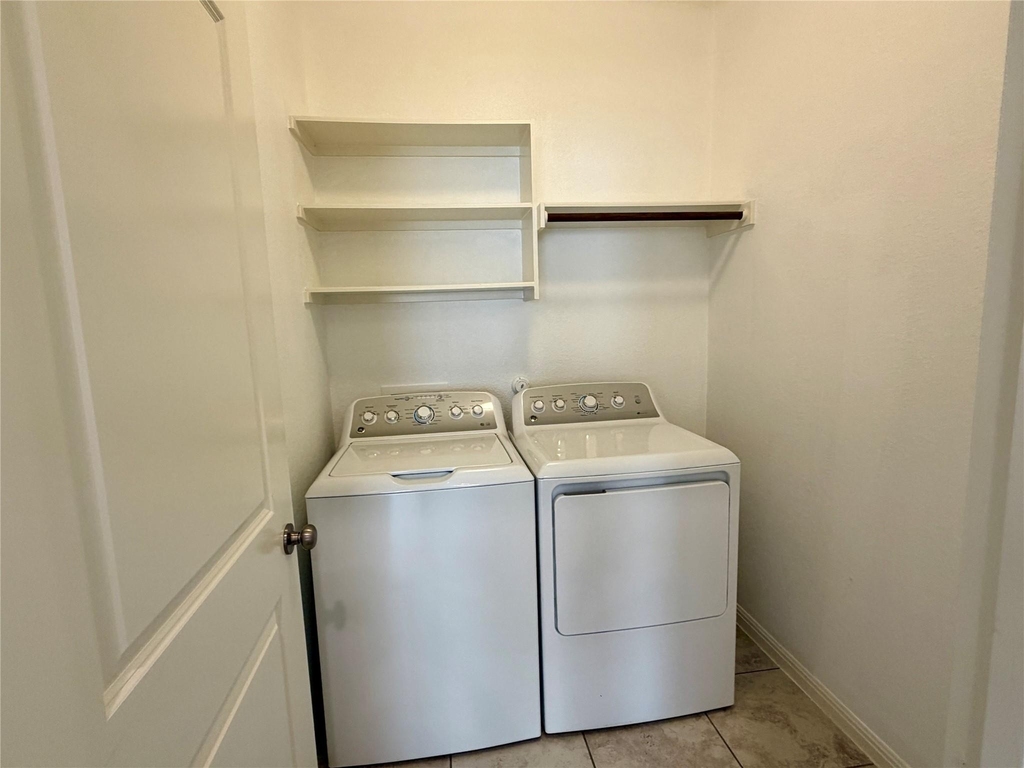 716 Allende Bnd - Photo 22