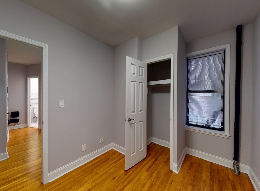 East 13th Street - Photo 2