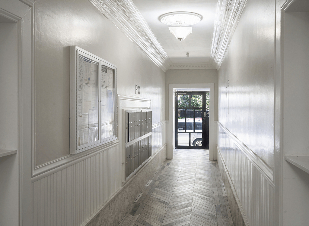 East 13th Street - Photo 8