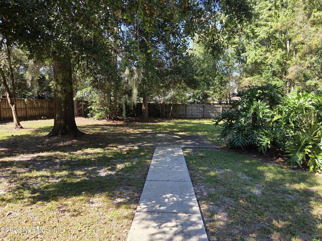 5421 Nanette Court - Photo 19