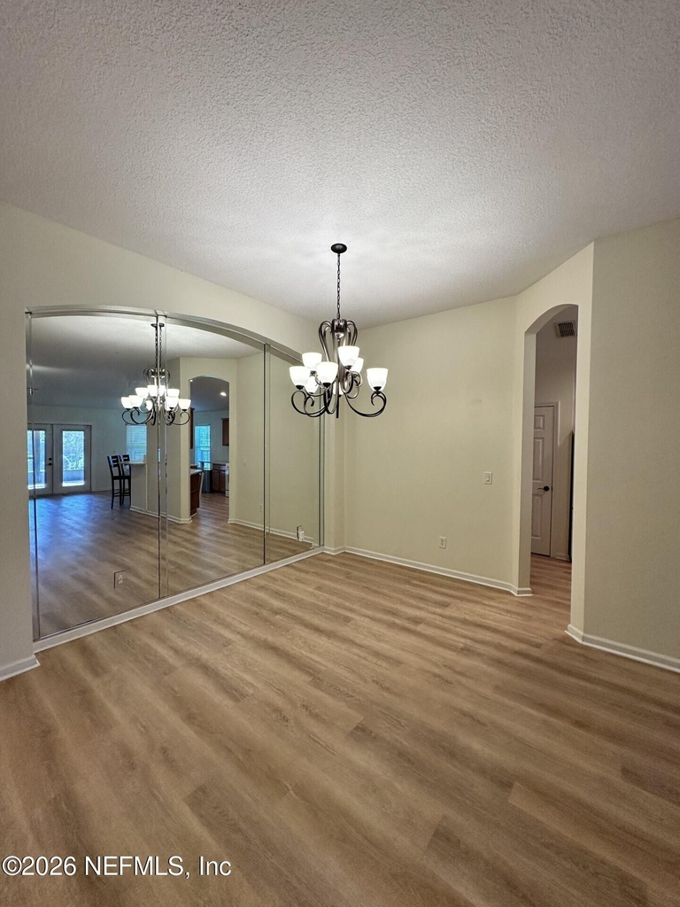 1540 Austin Lane - Photo 4