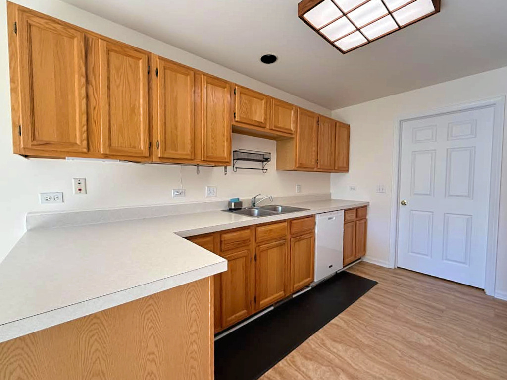 949 Charlela Lane - Photo 7