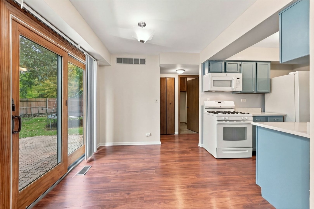 2650 Fieldstone Court - Photo 6