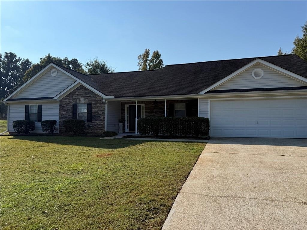 170 Avery Drive - Photo 0