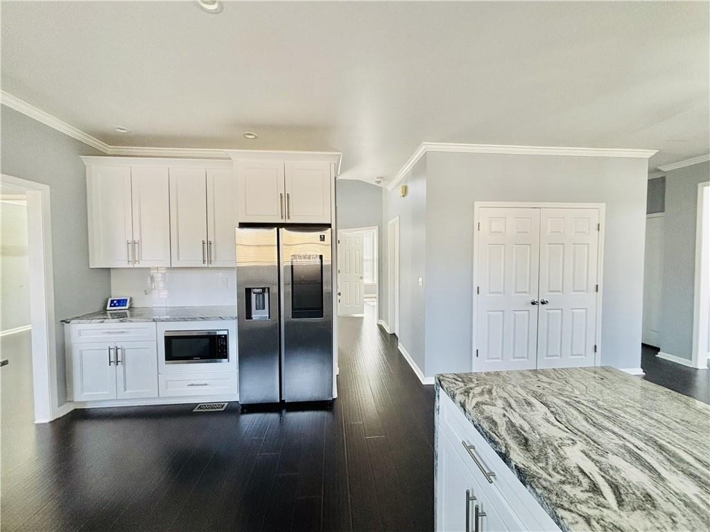 240 Creekside Park Drive - Photo 5
