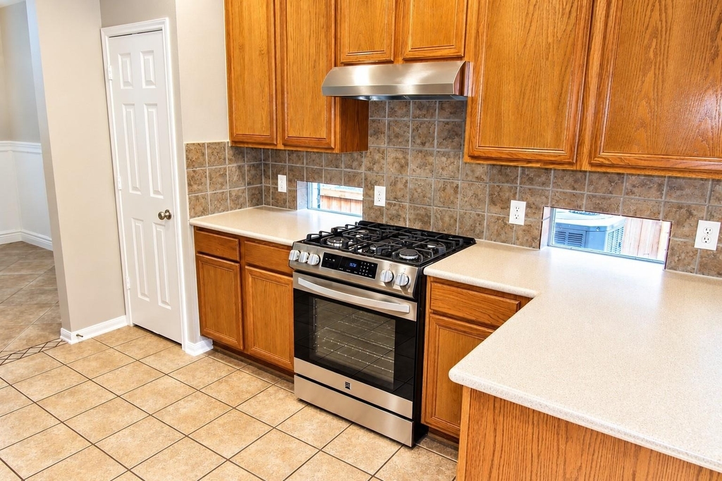 11411 Blackstream Court - Photo 11