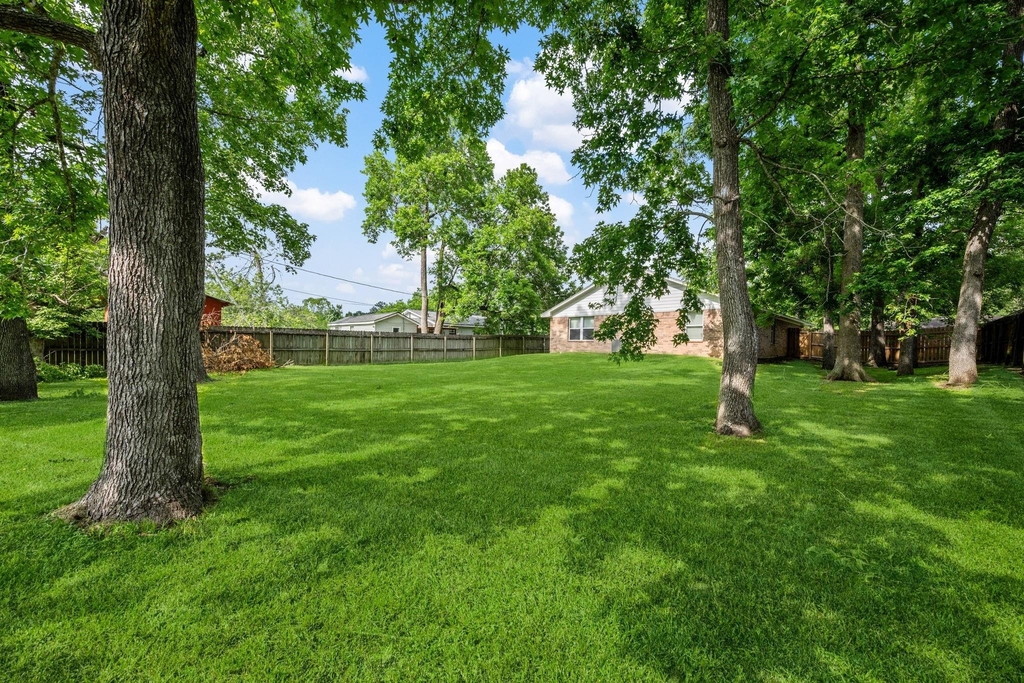 157 Hillside Drive - Photo 3
