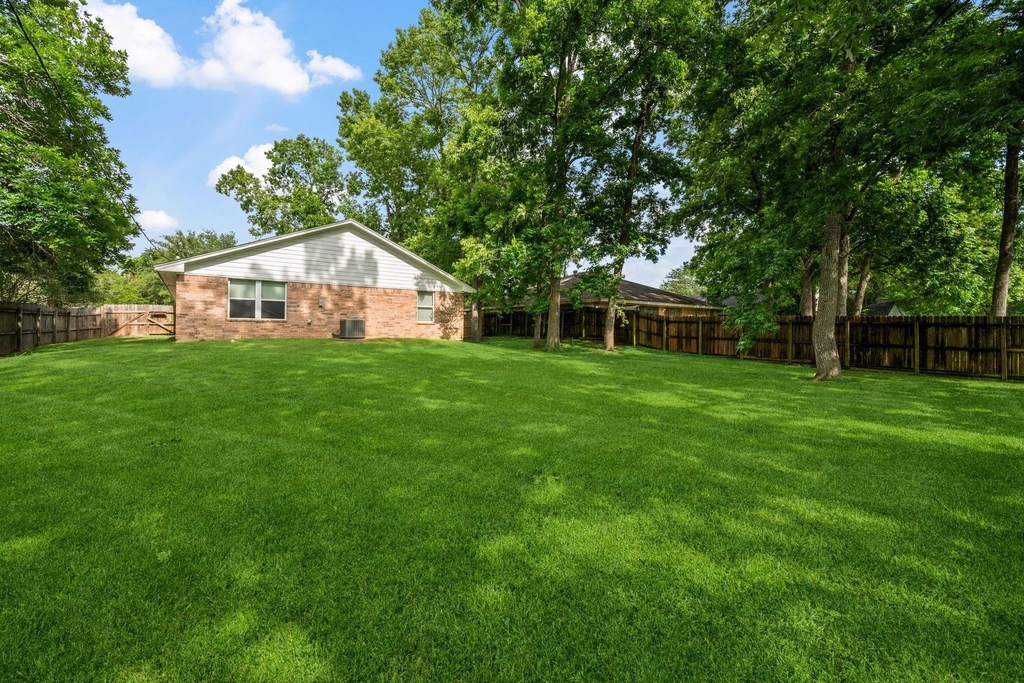 157 Hillside Drive - Photo 4