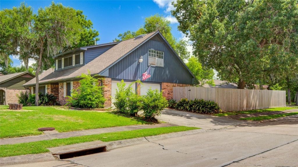 15702 Wandering Trail - Photo 3