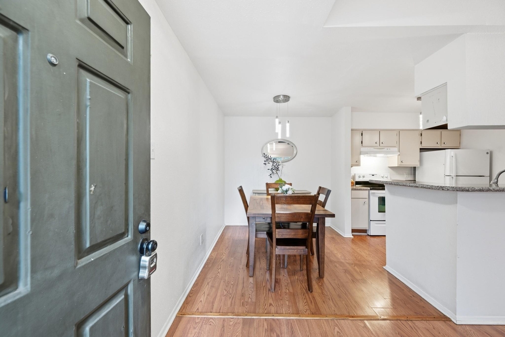 18800 Egret Bay Boulevard - Photo 2