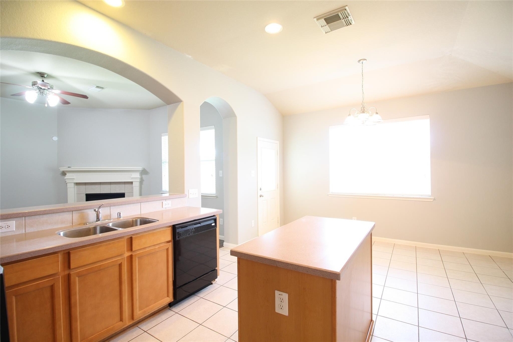3612 Burwood Court - Photo 7