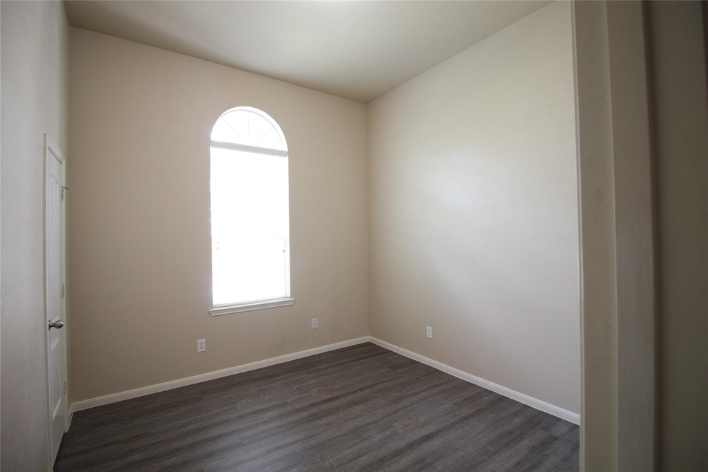 3612 Burwood Court - Photo 21