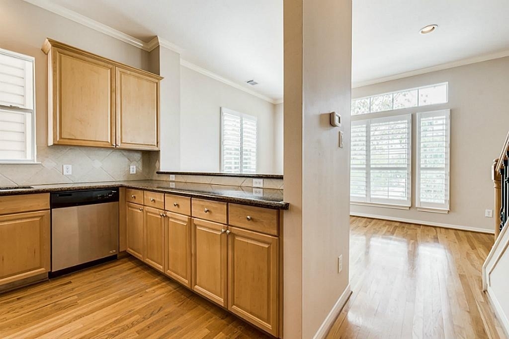 5420 Venice Street - Photo 15