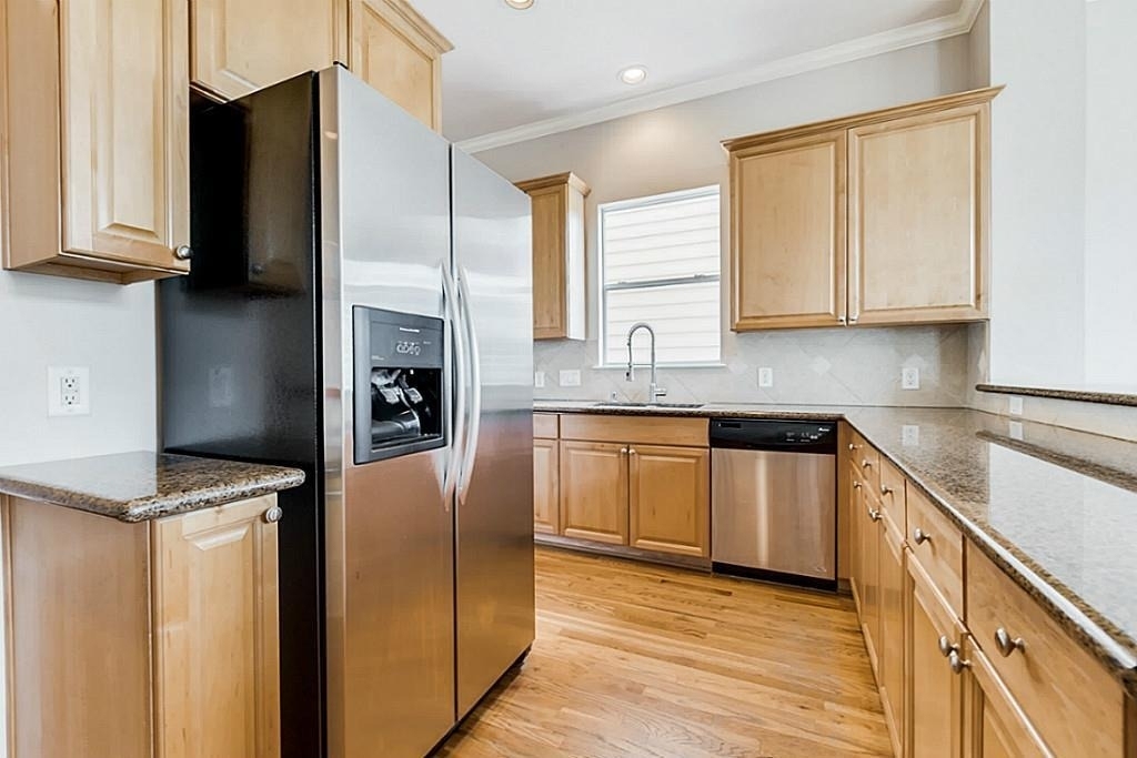 5420 Venice Street - Photo 16