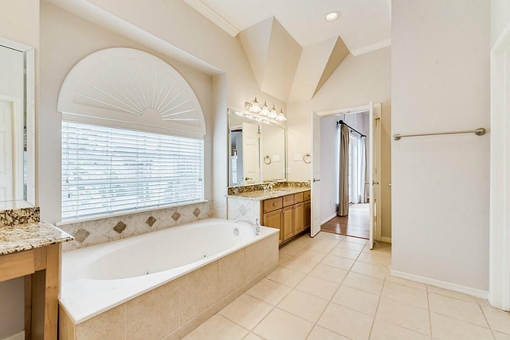 5420 Venice Street - Photo 25