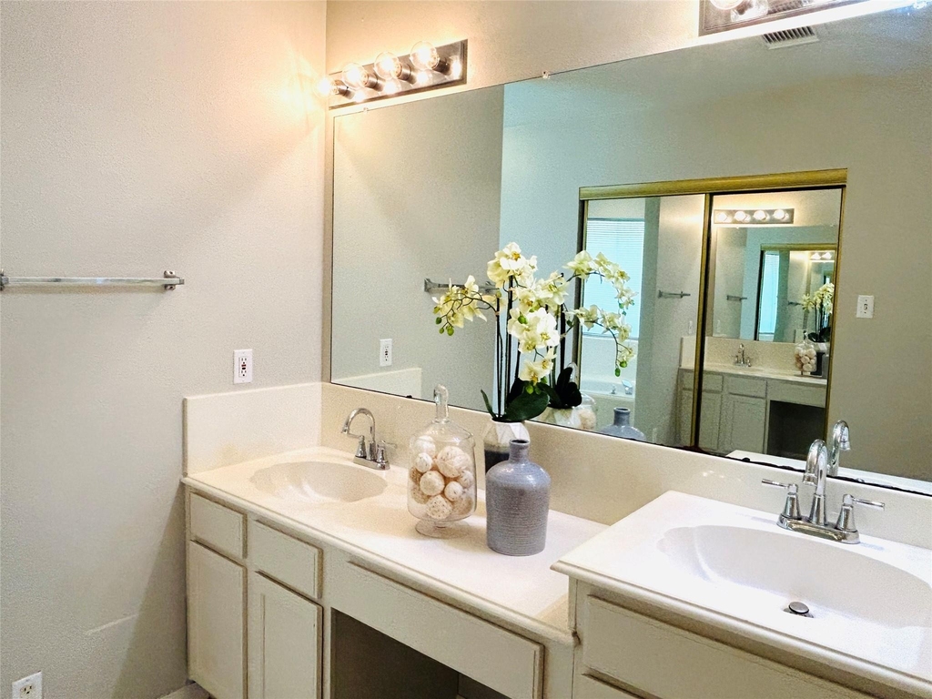 1404 Helmsley Drive - Photo 23