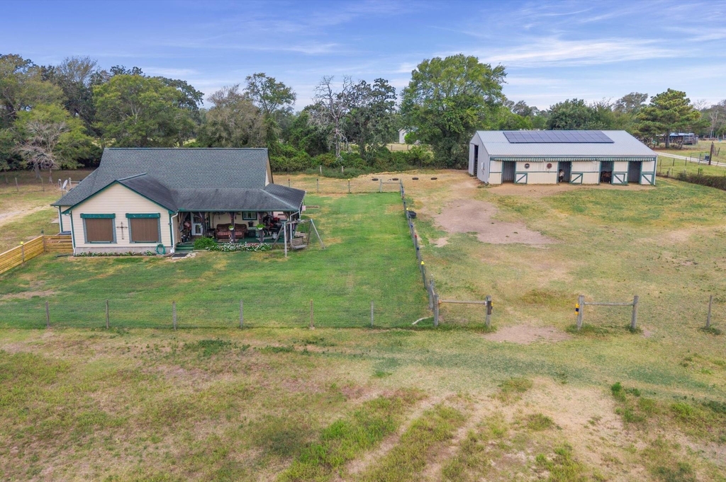 29381 Highway 6 - Photo 0