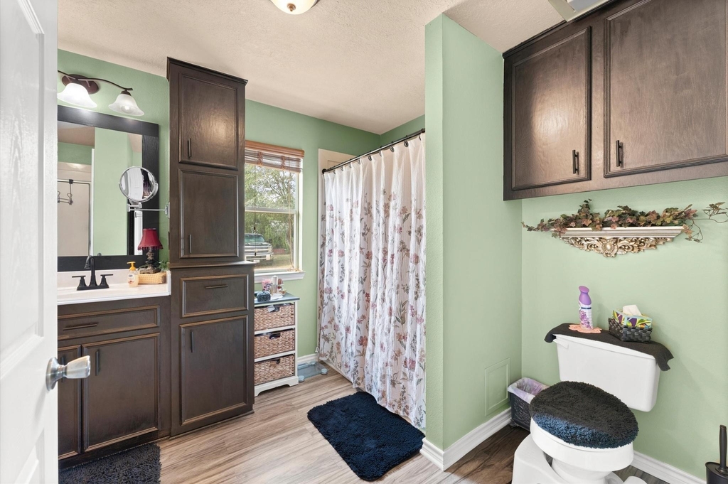 29381 Highway 6 - Photo 31