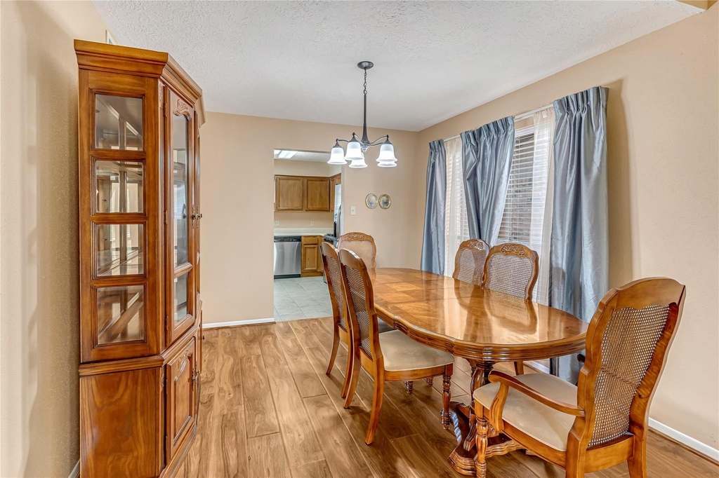 3727 Village Grove Drive - Photo 5