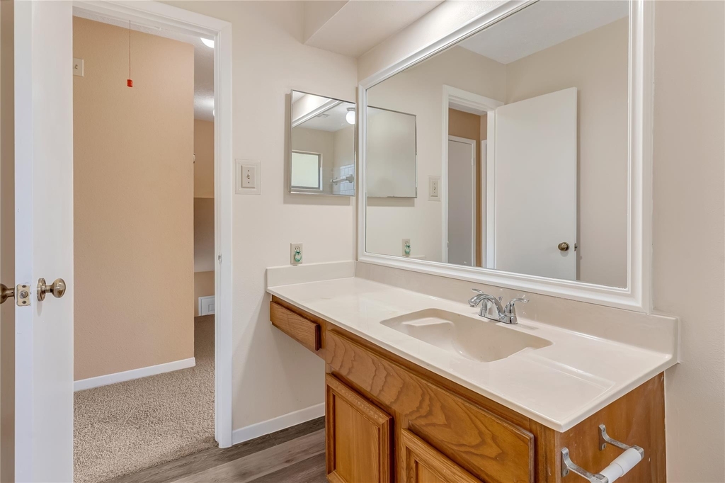 3727 Village Grove Drive - Photo 20
